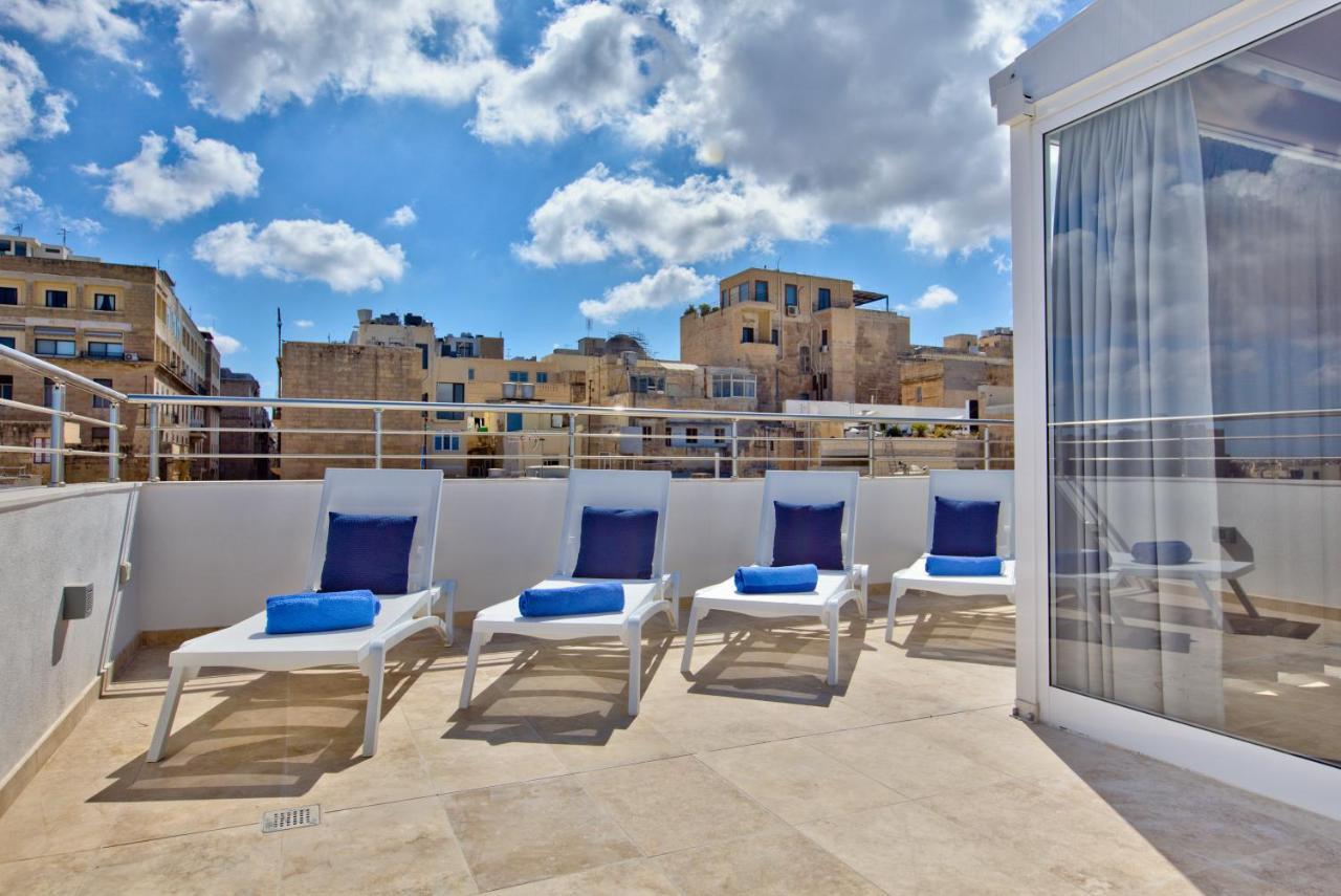 Valletta Luxury 4-Bedroom Duplex With Stunning Sea Views Private Terrace And Jacuzzi Bagian luar foto