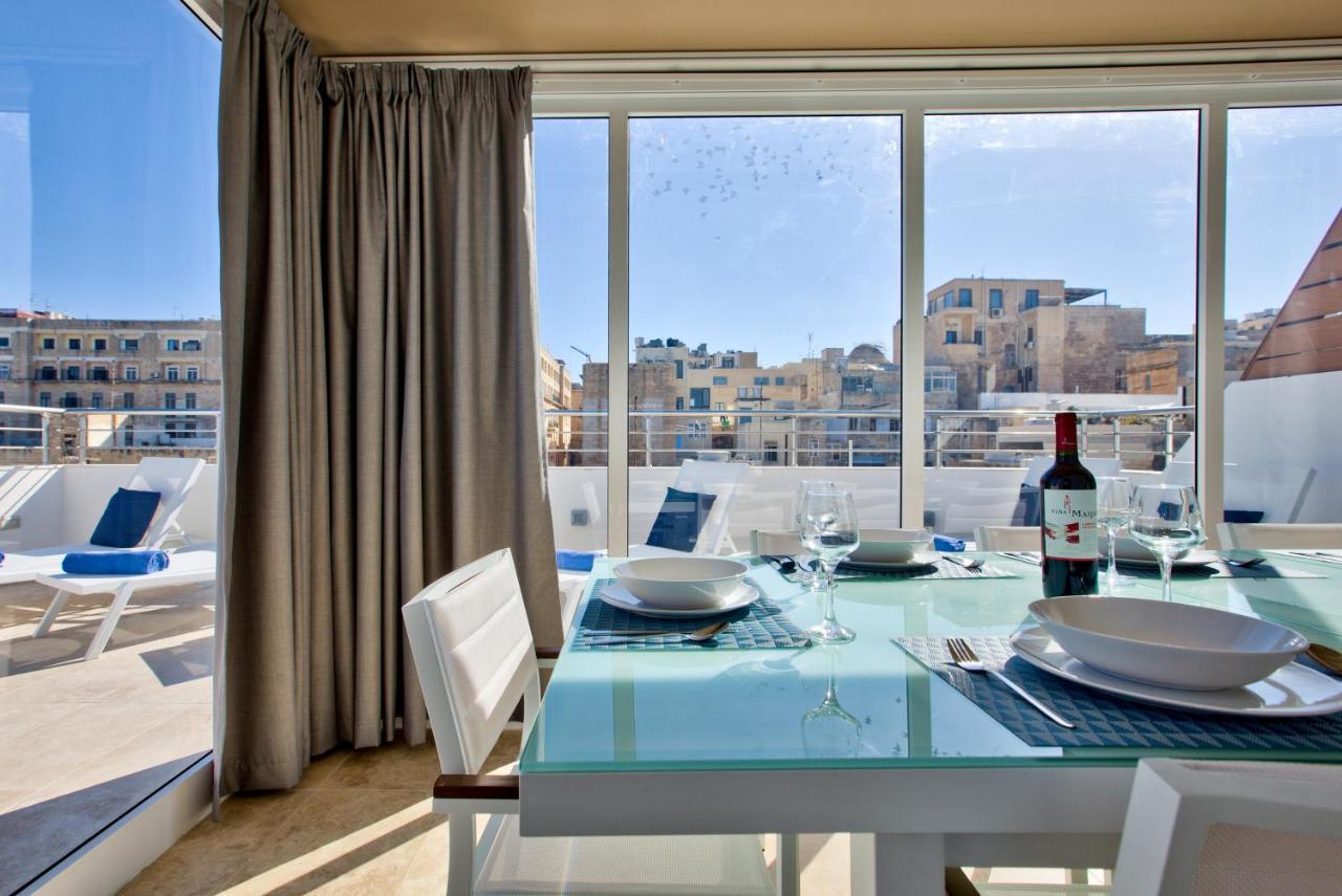 Valletta Luxury 4-Bedroom Duplex With Stunning Sea Views Private Terrace And Jacuzzi Bagian luar foto